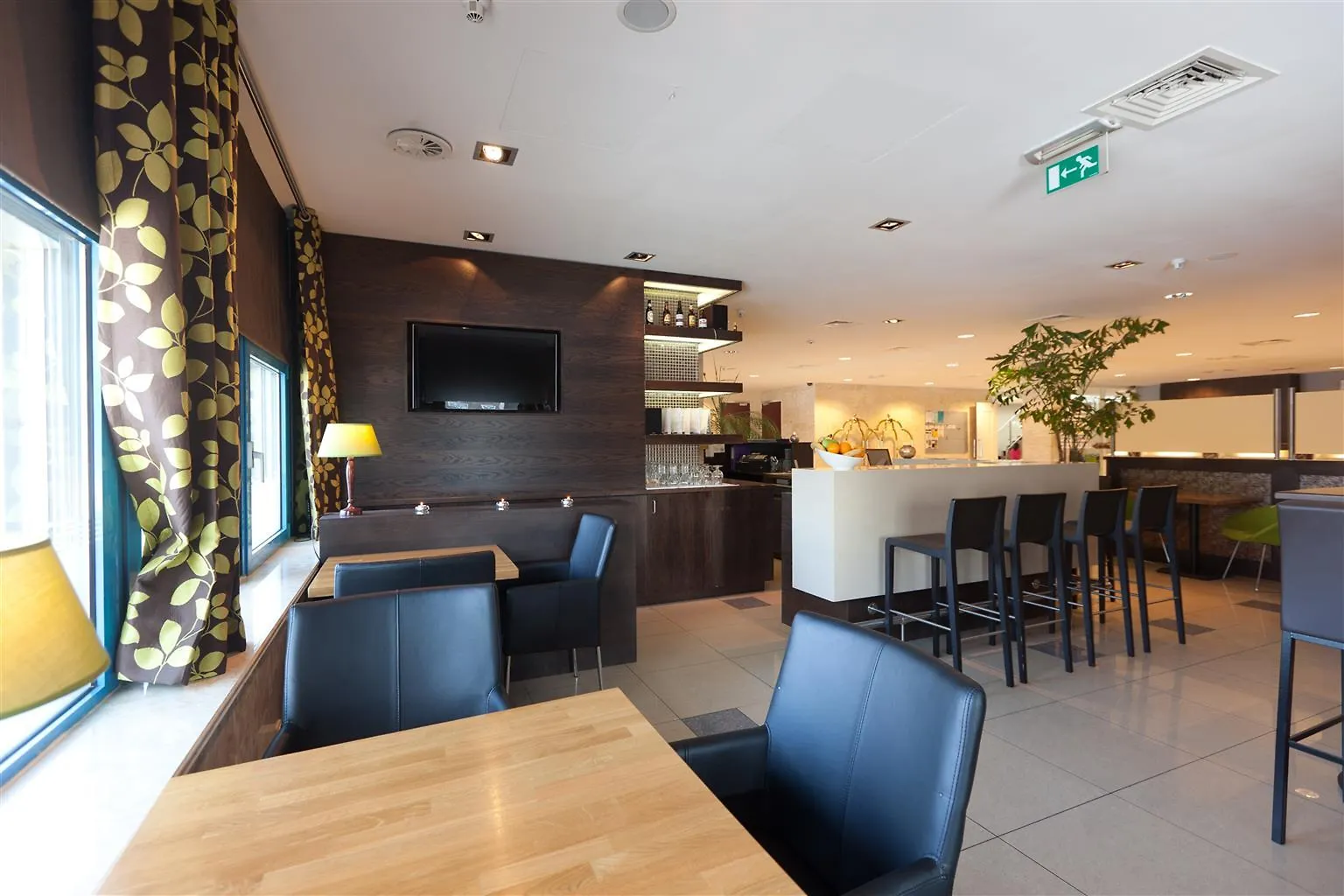 ***  Xo Hotels Blue Square Amsterdam Netherlands